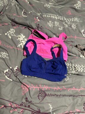 Lululemon size small sports bras